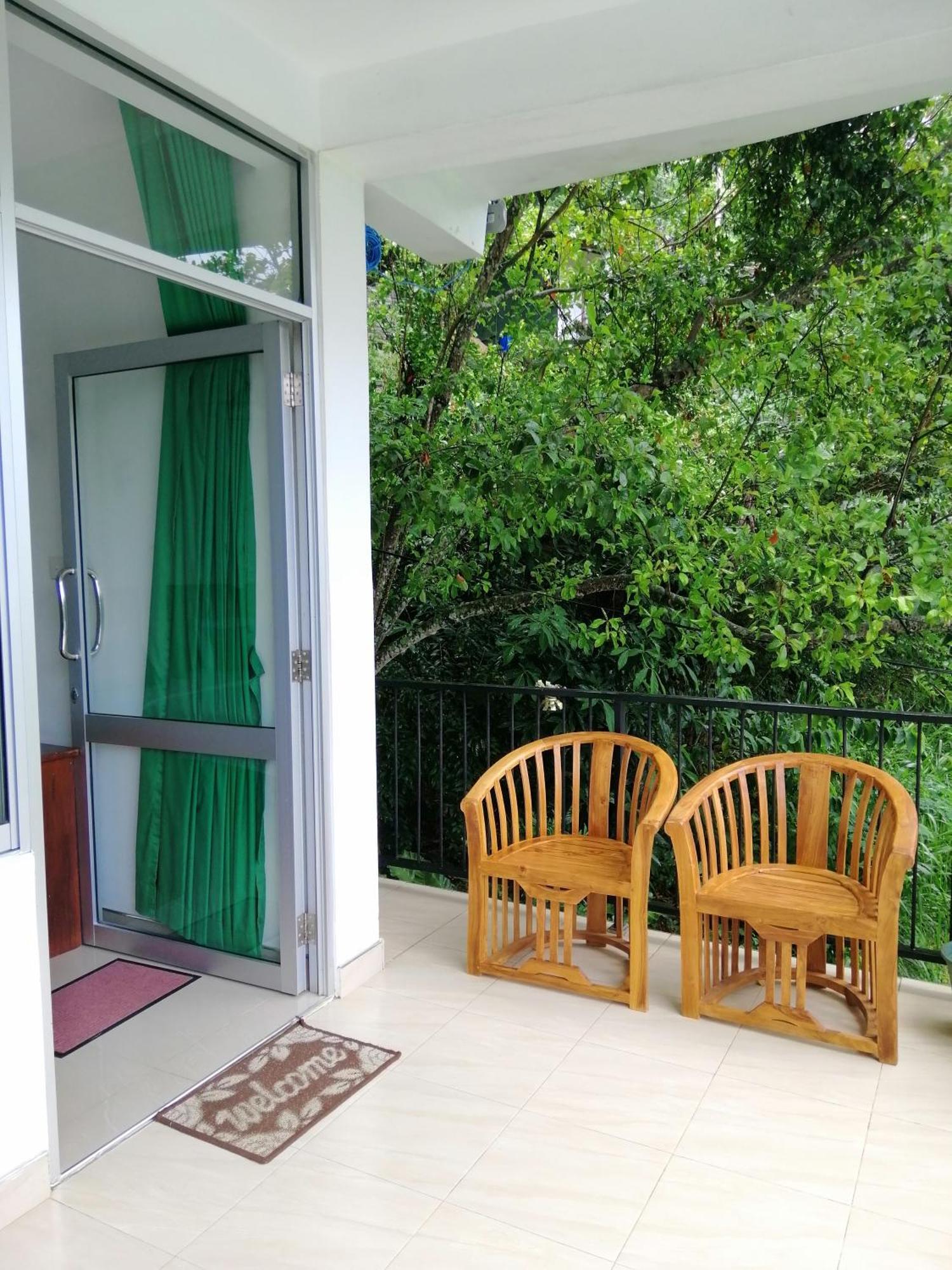 Privatunterkunft Super View Ella